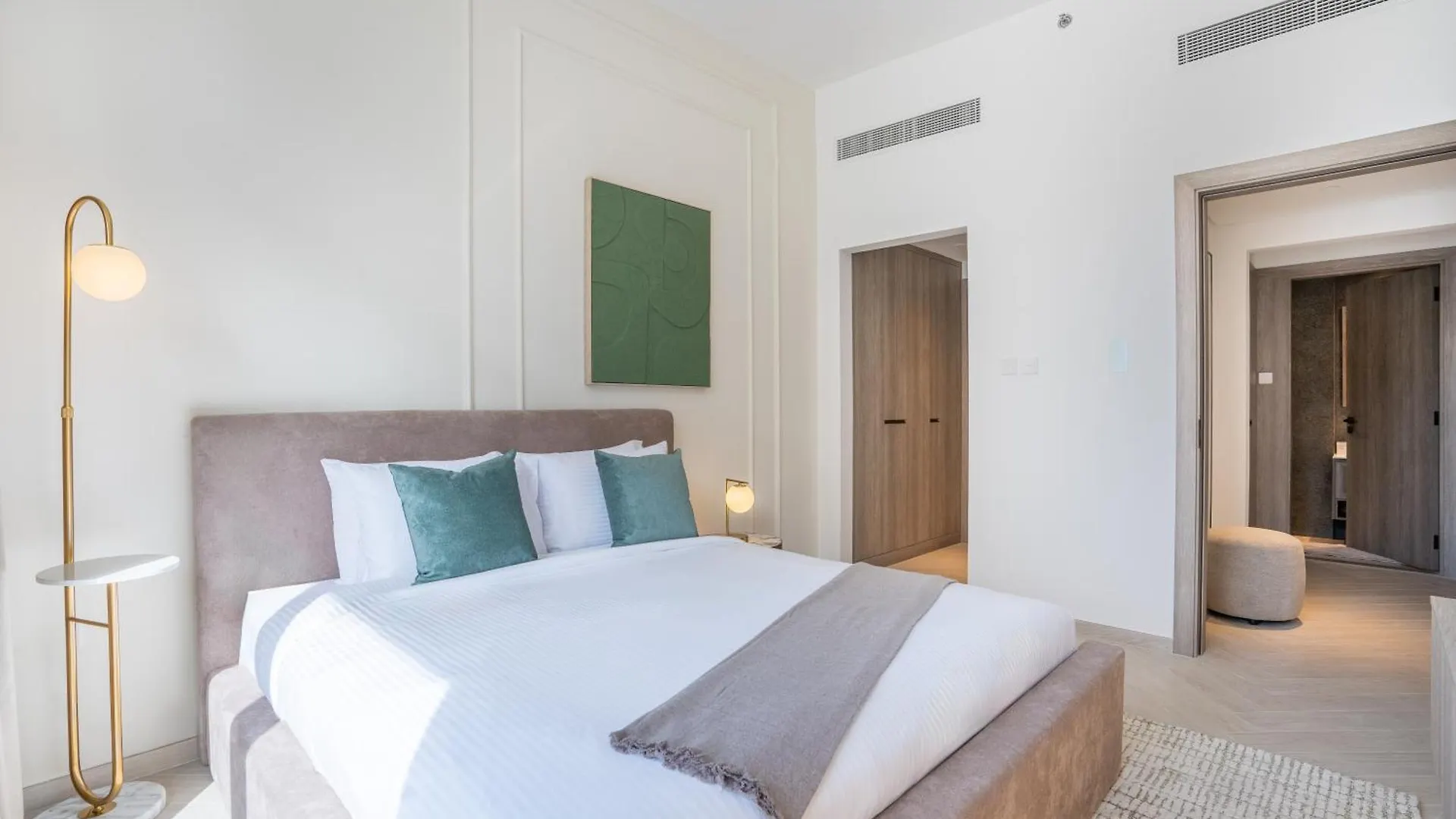 Stylish 1Br Retreat In Jvc Modern & Cozy Stay Dubai
